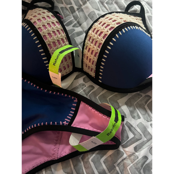 Victorias Secret Bombshell Bikini Set 36C Large Blue Pink Crochet Molded Staps - Picture 12 of 14